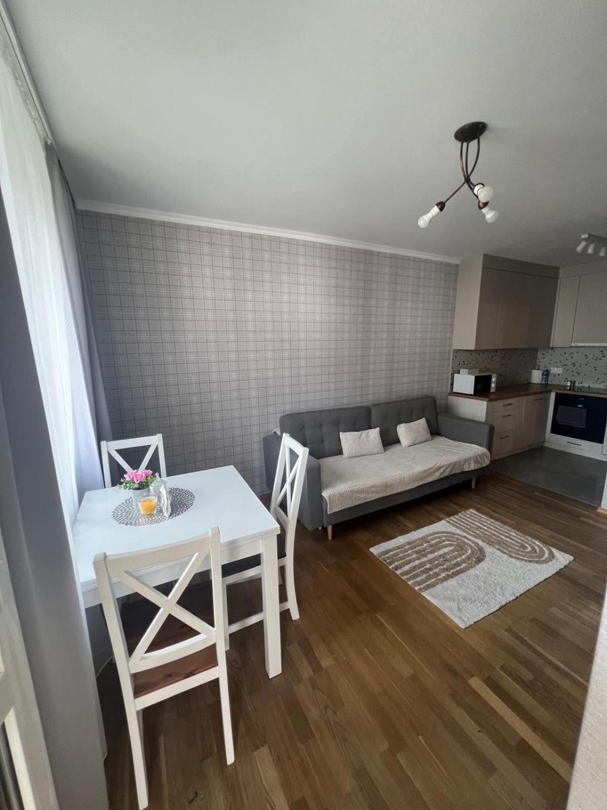 Apartament Alexa Zasanie Przemysl Ngoại thất bức ảnh